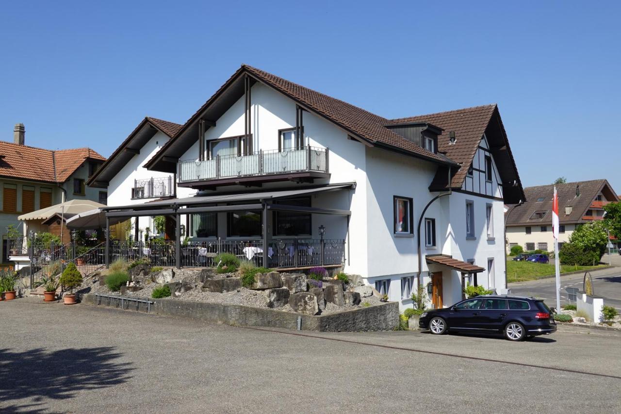 Gasthof Sonne Horriwil ภายนอก รูปภาพ