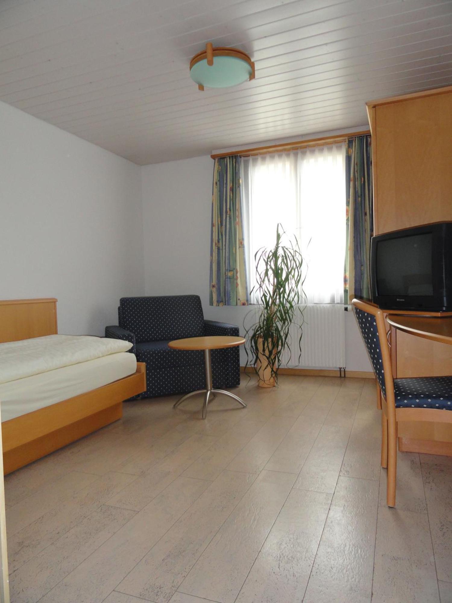 Gasthof Sonne Horriwil ภายนอก รูปภาพ